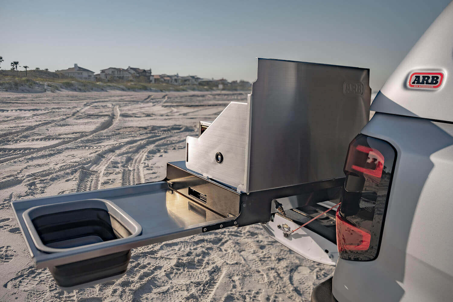 ARB Slide Out Camp Kitchen 1355mm - Image 3