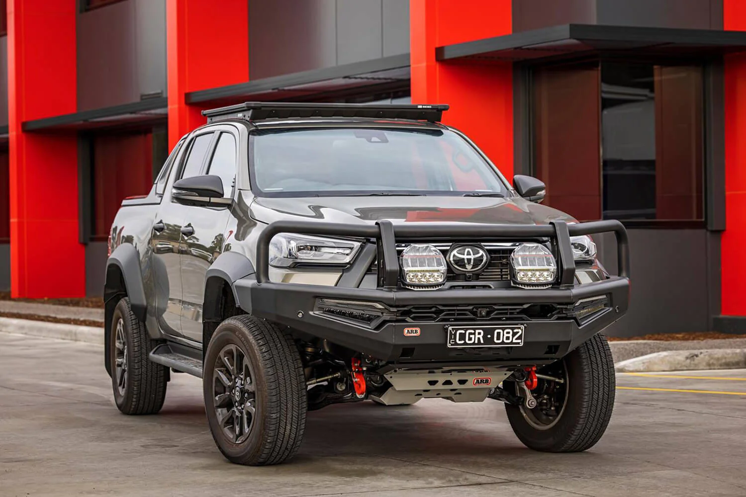 Summit MKII Winch Bumper w/Mounting Kit