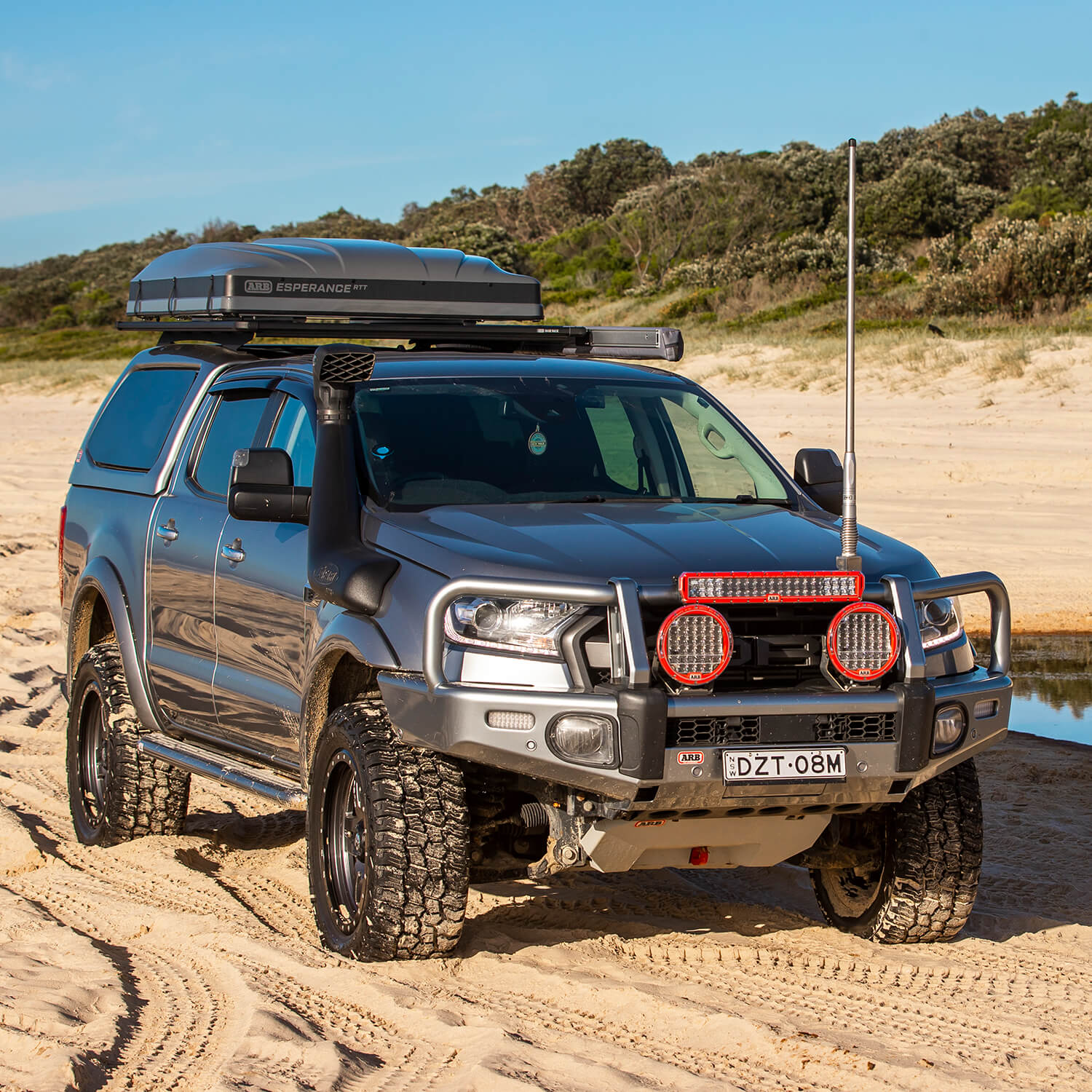 ARB Esperance Compact Hard Shell Rooftop Tent - Image 8