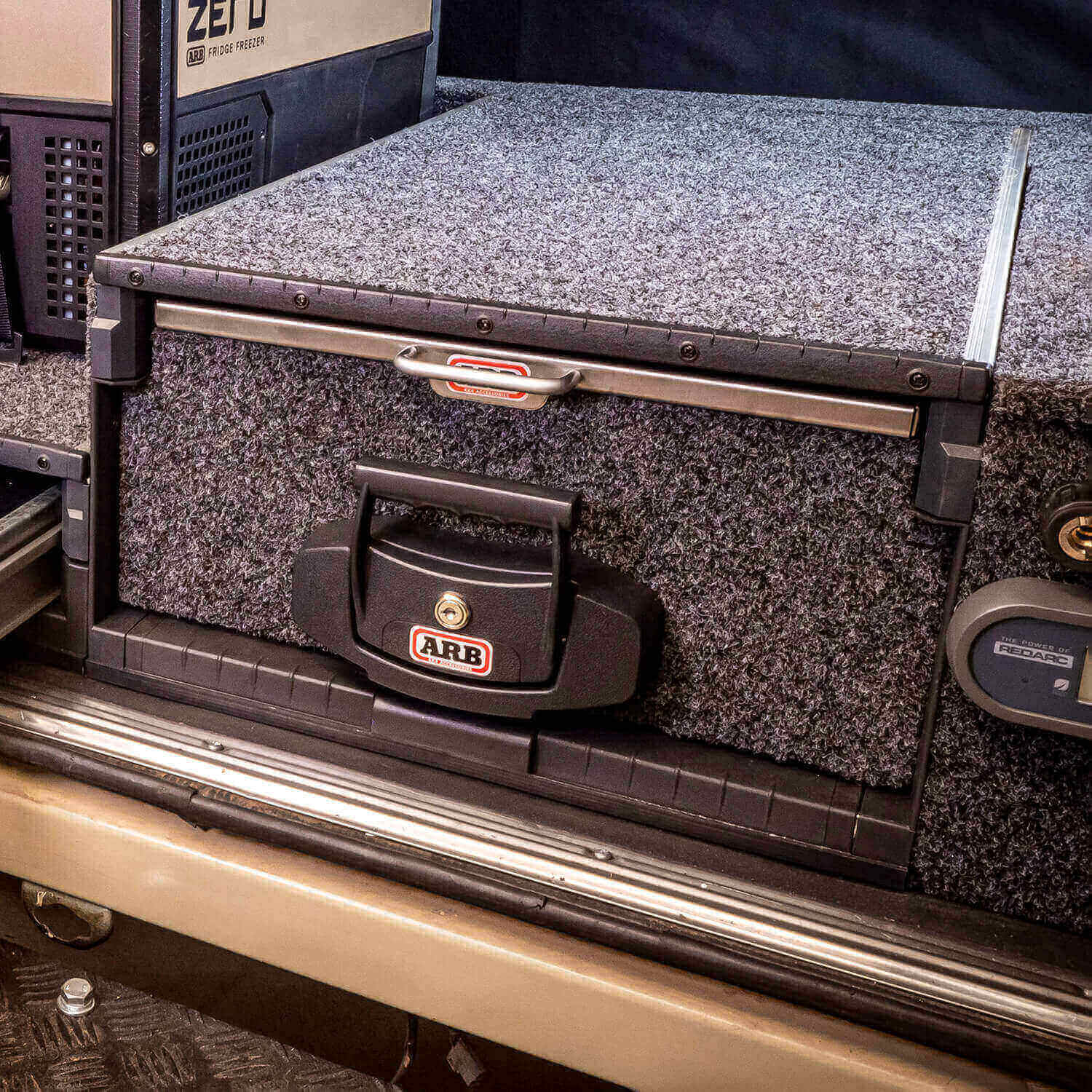 ARB Roller Drawer Table - Image 4