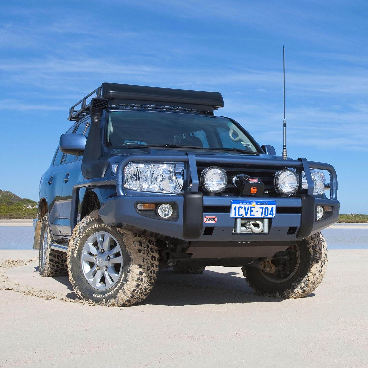 Winch Bumper w/Mounting Kit